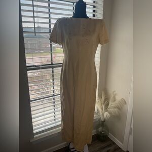 Chic Cream Midi Dress vintage Cynthia Howie